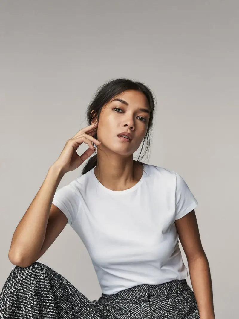 Classic White Cotton T-Shirt | Vivezzo