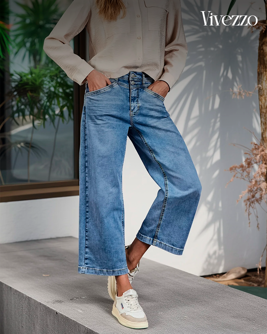 Everyday Soft Denim Wide-Cut Trousers - Vivezzo