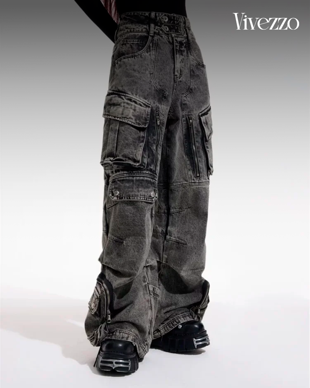 Storm Pocket - Y2K cargo jeans with wide fit and vibe