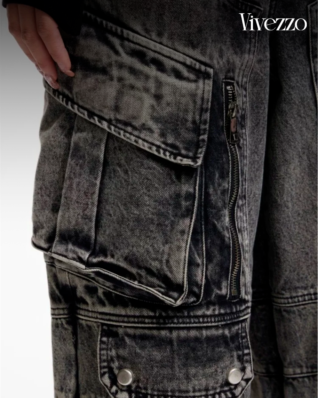 Storm Pocket - Y2K cargo jeans with wide fit and vibe