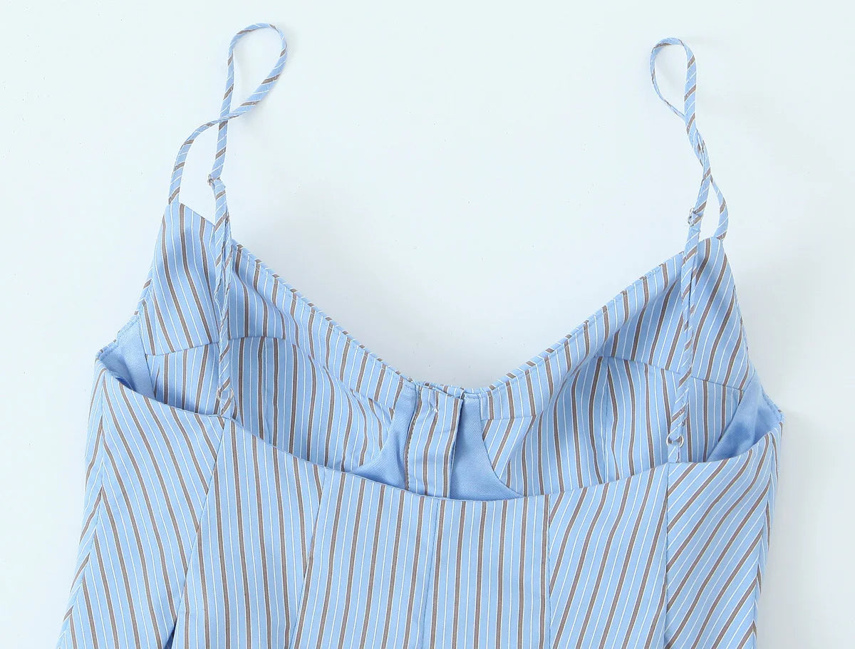 Contrast Stripe Buttoned Vest – Korean Inspired | Vivezzo