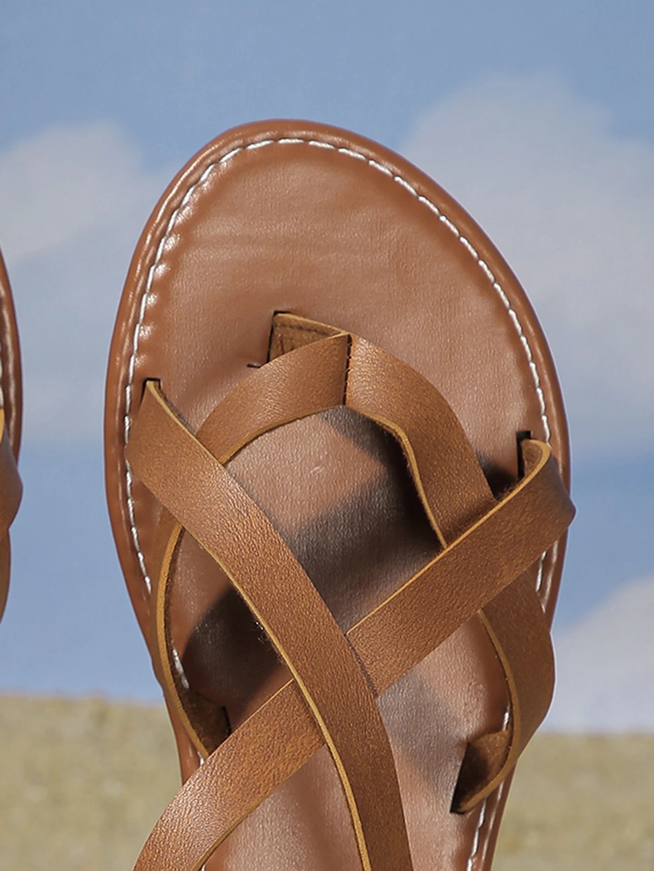 Low Sandal with Buckle | Vivezzo