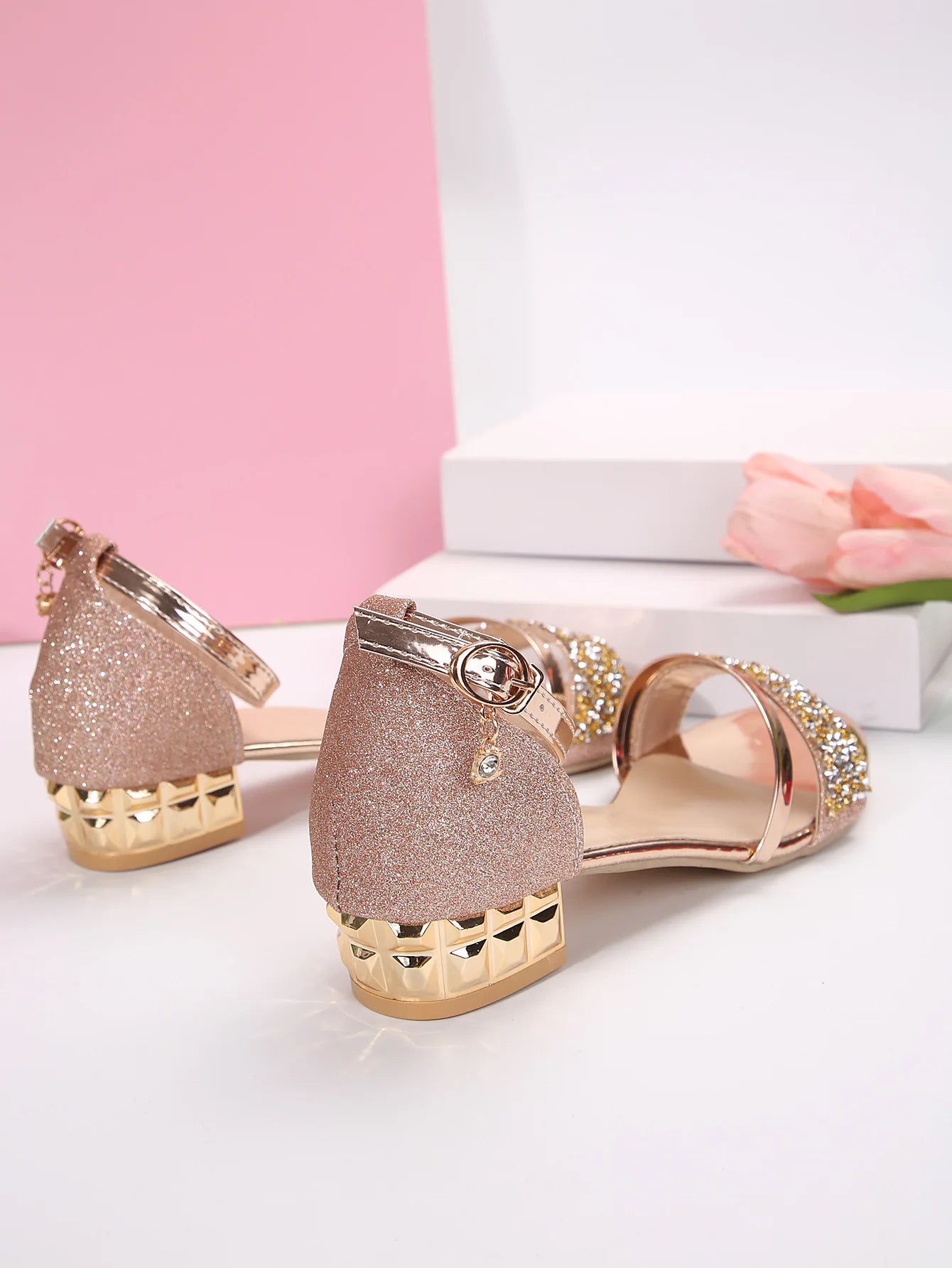 Open Toe Gold & Silver Flats | Vivezzo