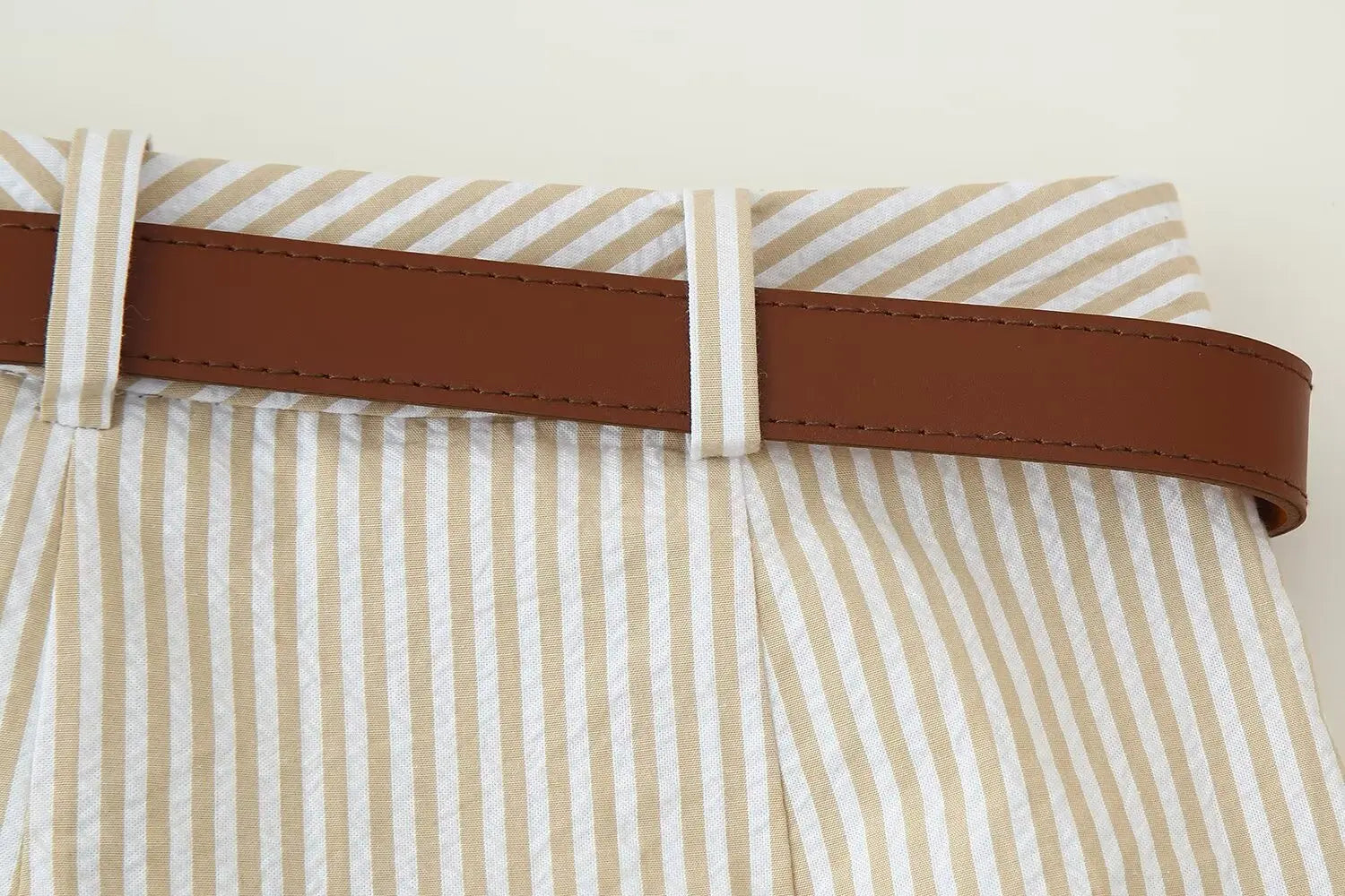 Striped Waist Slim Skort | Vivezzo