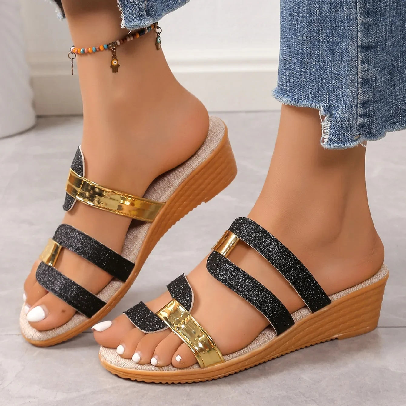 Straw Texture Comfort Slides | Vivezzo