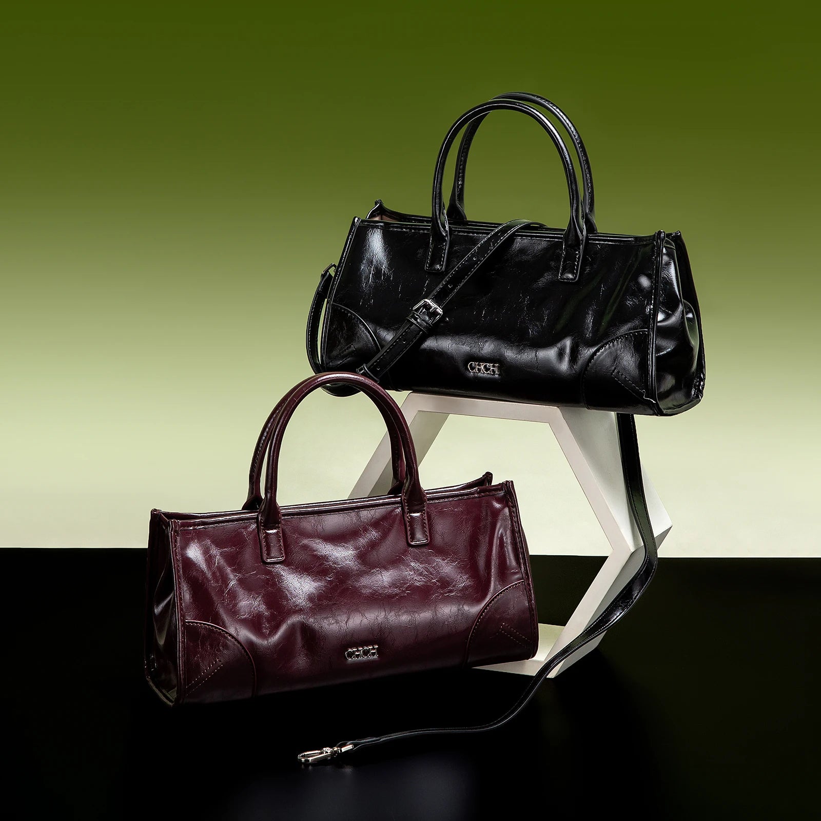 Marble Luxe Shoulder Bag - Vivezzo