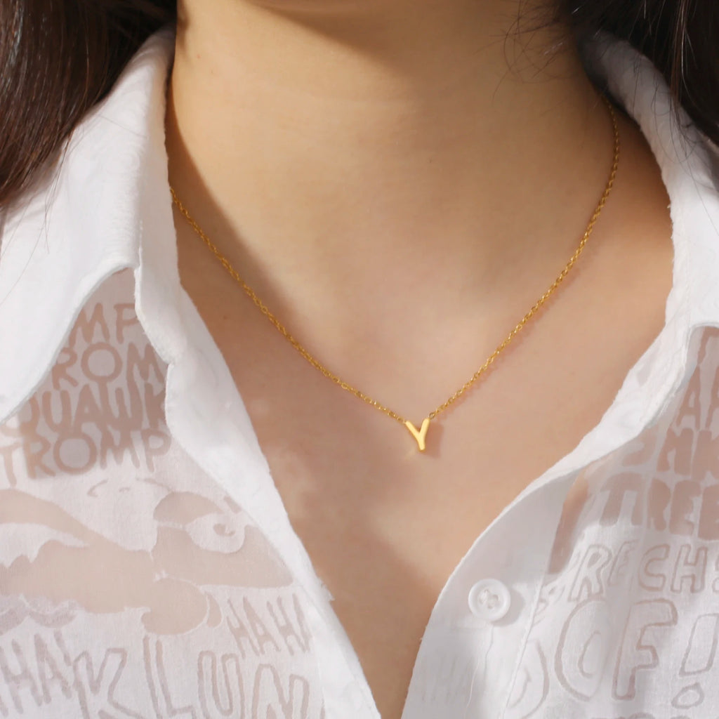 Minimalist Letter Choker A–Z | Vivezzo