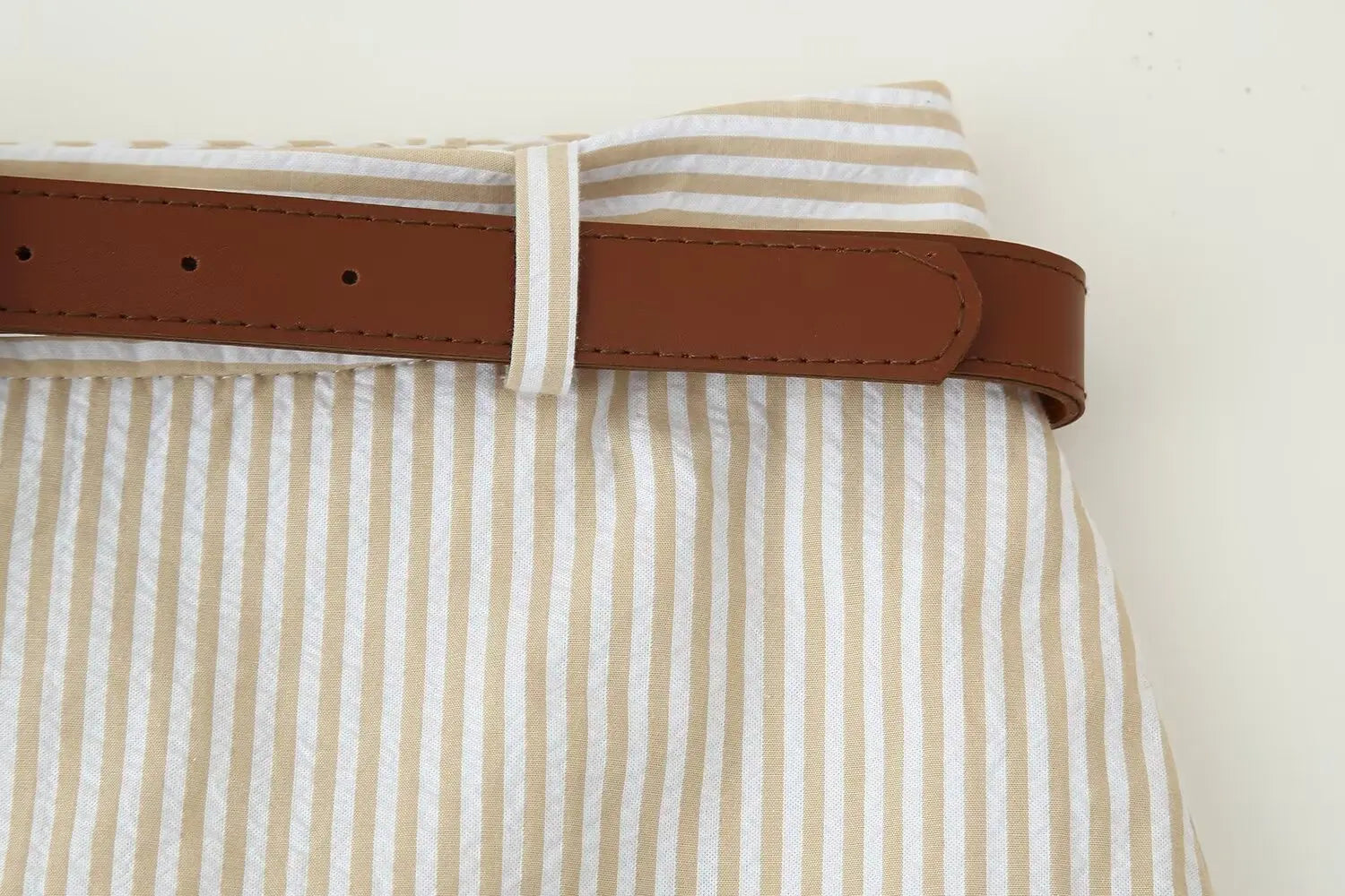Striped Waist Slim Skort | Vivezzo
