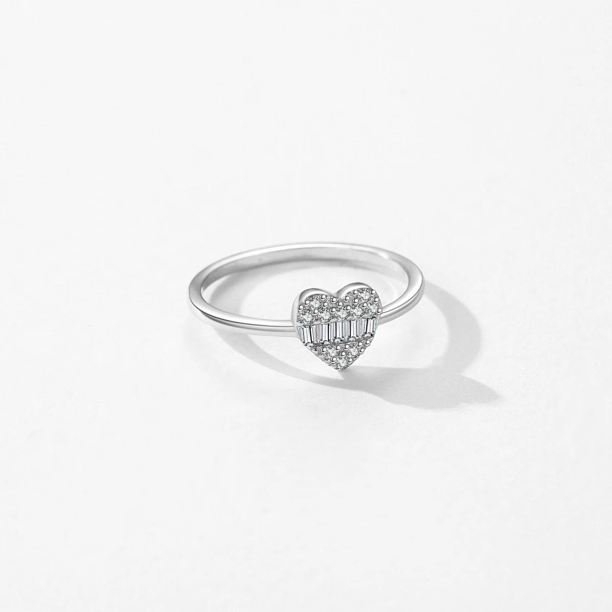 925 Sterling Silver Heart Zirconia Ring – Classic Women’s Wedding & Gift Jewelry