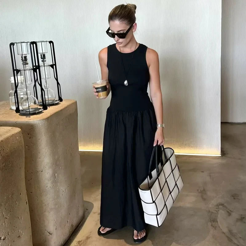 Modern Elegance Sleeveless Maxi Dress | Vivezzo