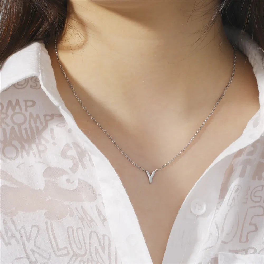 Minimalist Letter Choker A–Z | Vivezzo