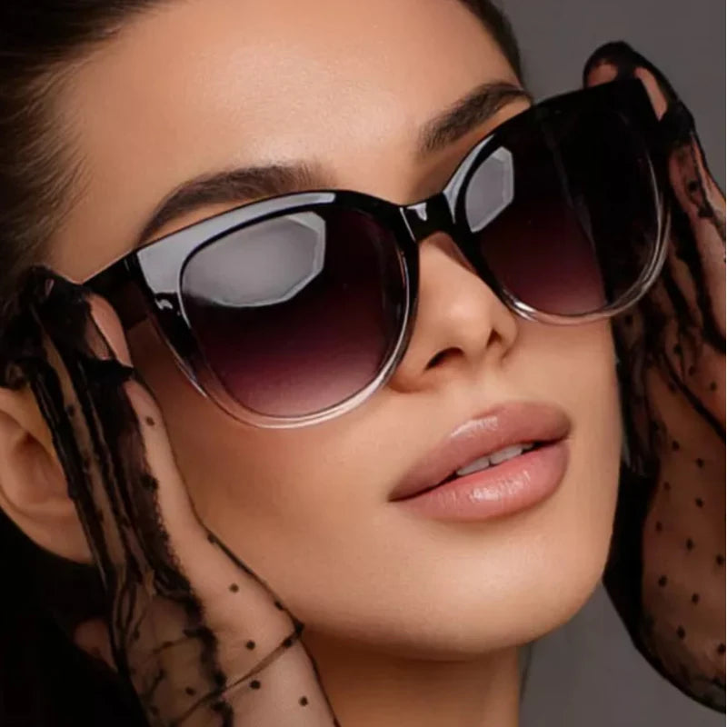 Retro Cat Eye Sunglasses – Gradient Lens, Wide Leg Design UV400