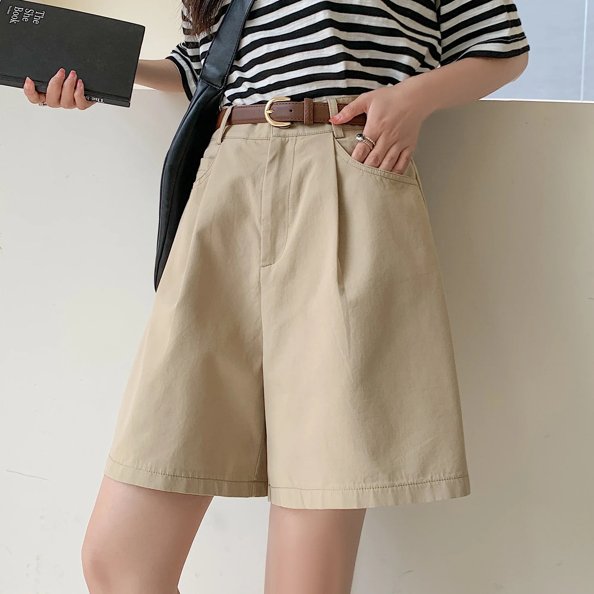 Linen Workwear Cargo Shorts | Vivezzo