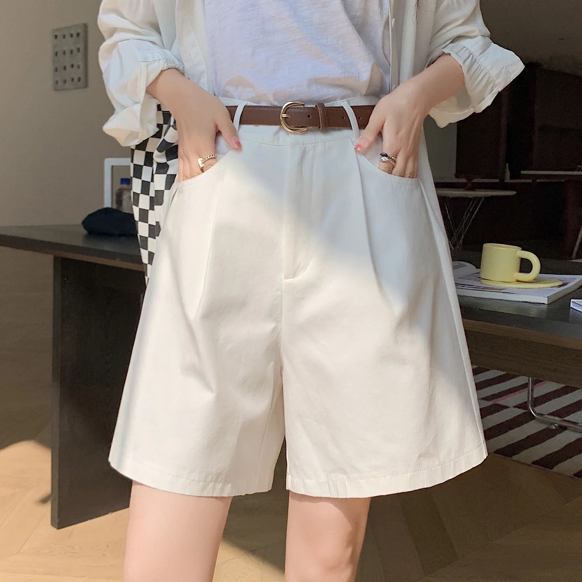 Linen Workwear Cargo Shorts | Vivezzo