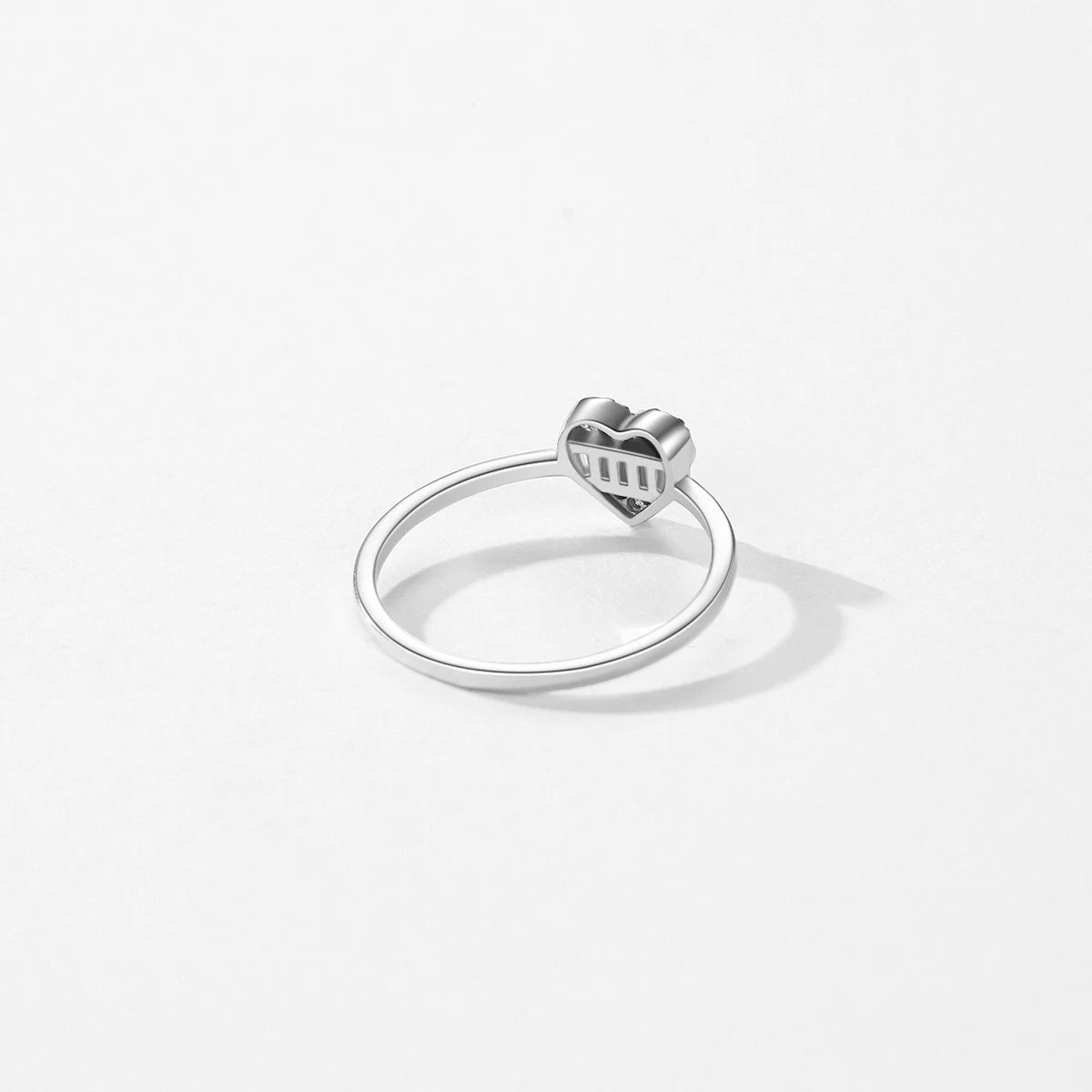 925 Sterling Silver Heart Zirconia Ring – Classic Women’s Wedding & Gift Jewelry